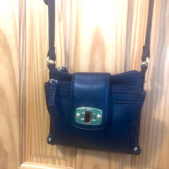 Merona Handbags - 🆑Crossbody Bag w/ ID slot!